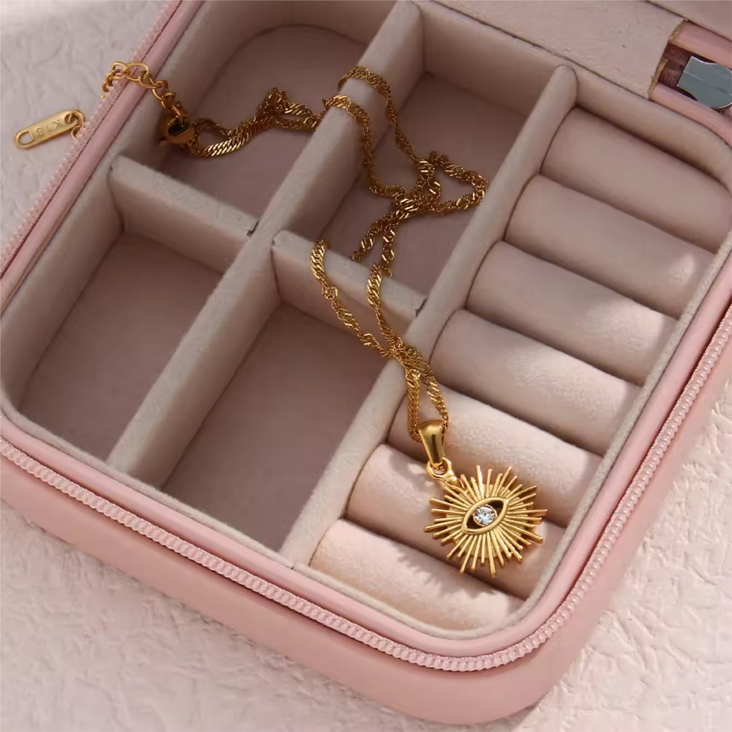 Alectrona Sun Necklace
